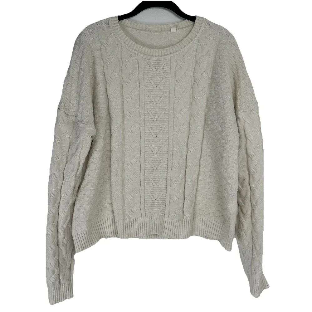 Cyrus Sweater Size XL Cream Cropped Cable Knit Cozy Minimalist Fisherman